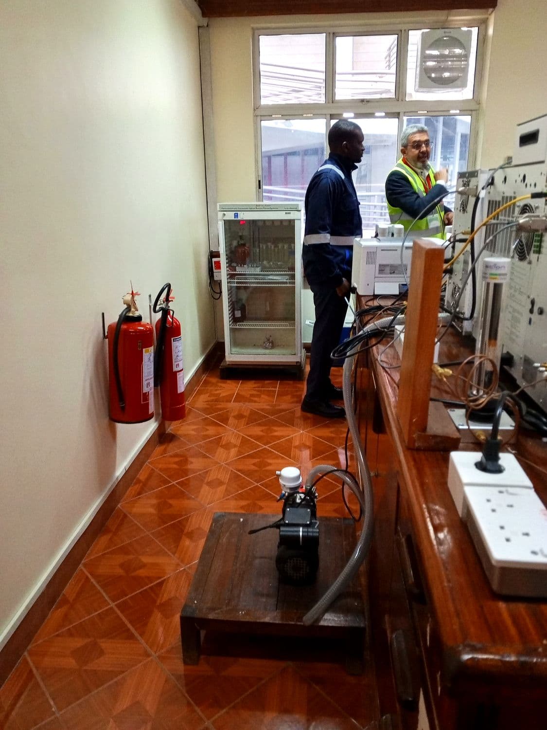 Assessing laboratory layout and instrumentation during a site visit
