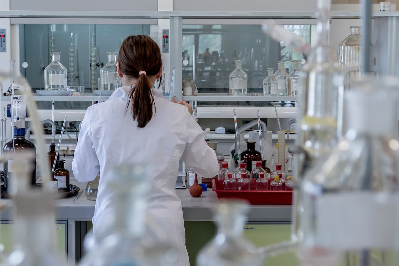 Laboratory professional